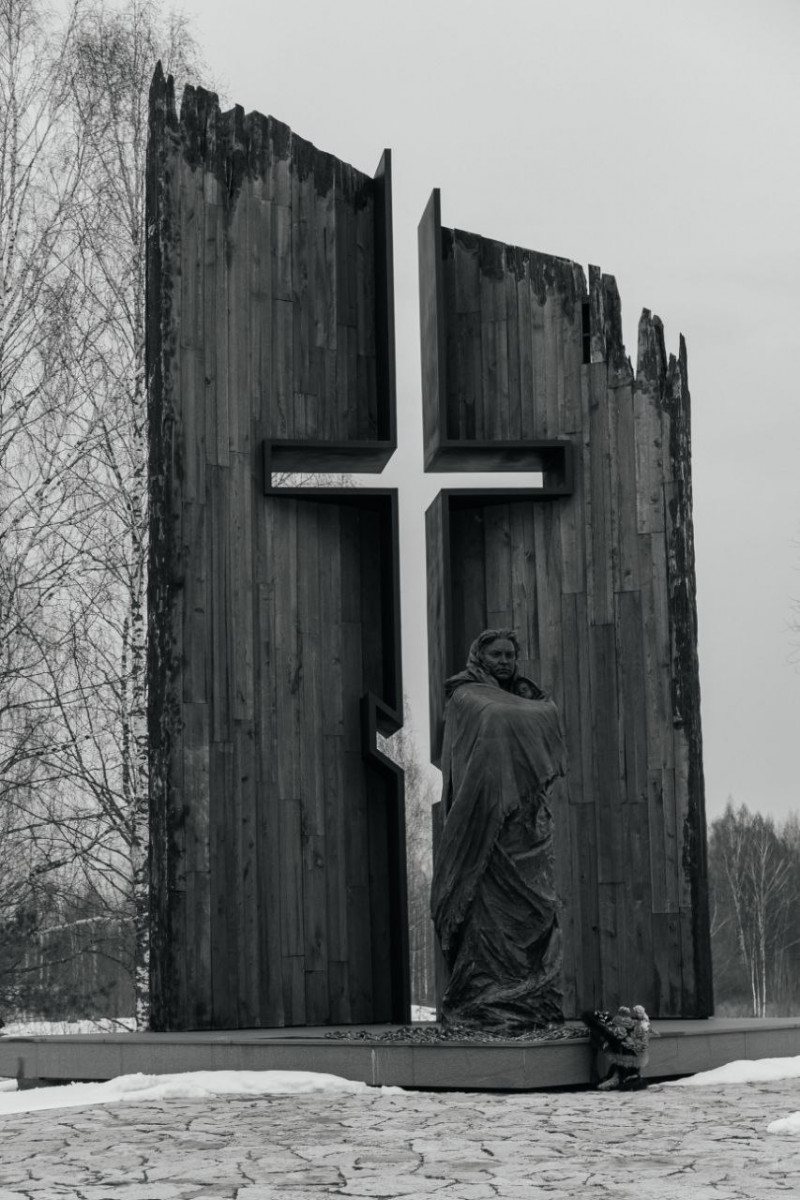 Новгородский Освенцим: участники проекта «Без срока давности» почтили память убитых мирных граждан в Жестяной Горке 