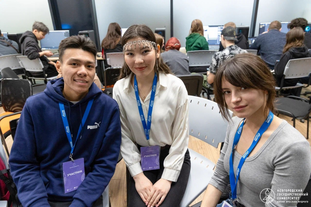 От термина к пониманию: как переводчики НовГУ обеспечат диалог культур на «Зимнем университете-2025» От термина к пониманию: как переводчики НовГУ обеспечат диалог культур на «Зимнем университете-2025»